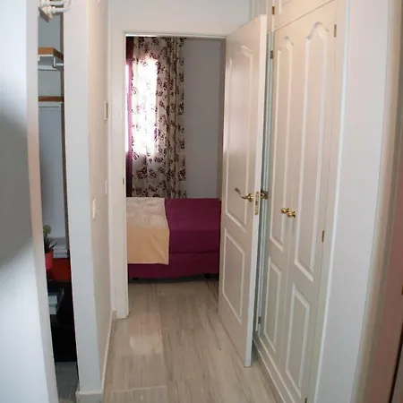 Atico Duplex Marques De Reyes * סביליה