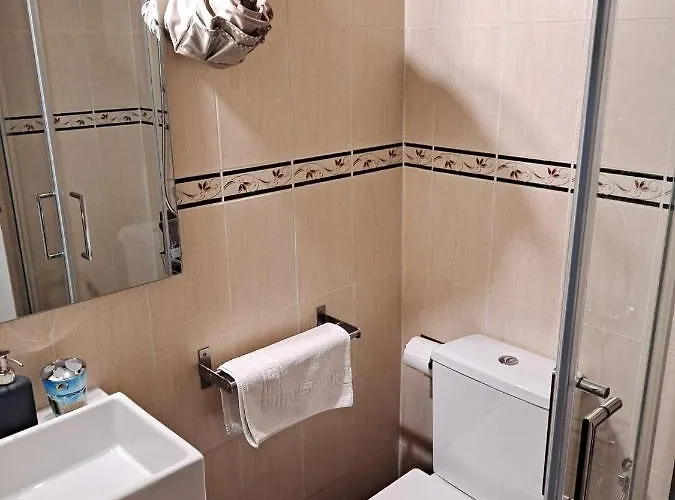 Atico Duplex Marques De Reyes 아파트