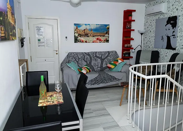 Atico Duplex Marques De Reyes 아파트 *