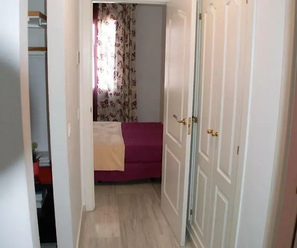 Atico Duplex Marques De Reyes * 세비야